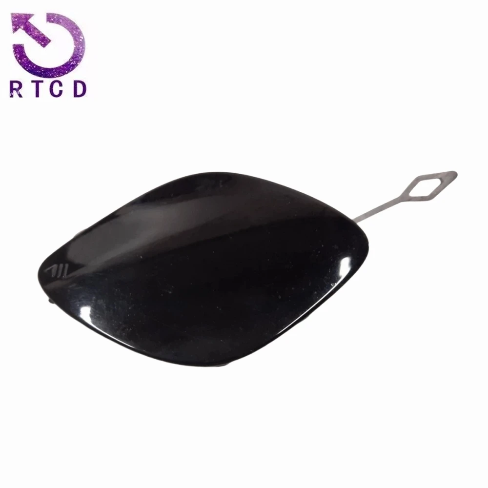 Tapa remolque delantero negra OEM 2058851701 – Mercedes Clase C W205