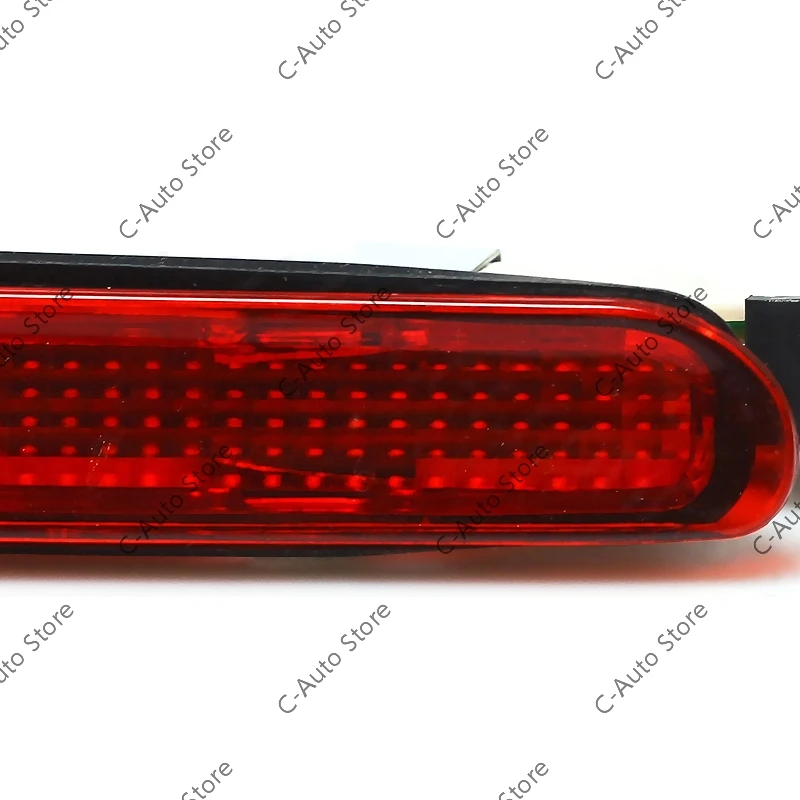 Otra vista de la luz LED para Mercedes-Benz W203