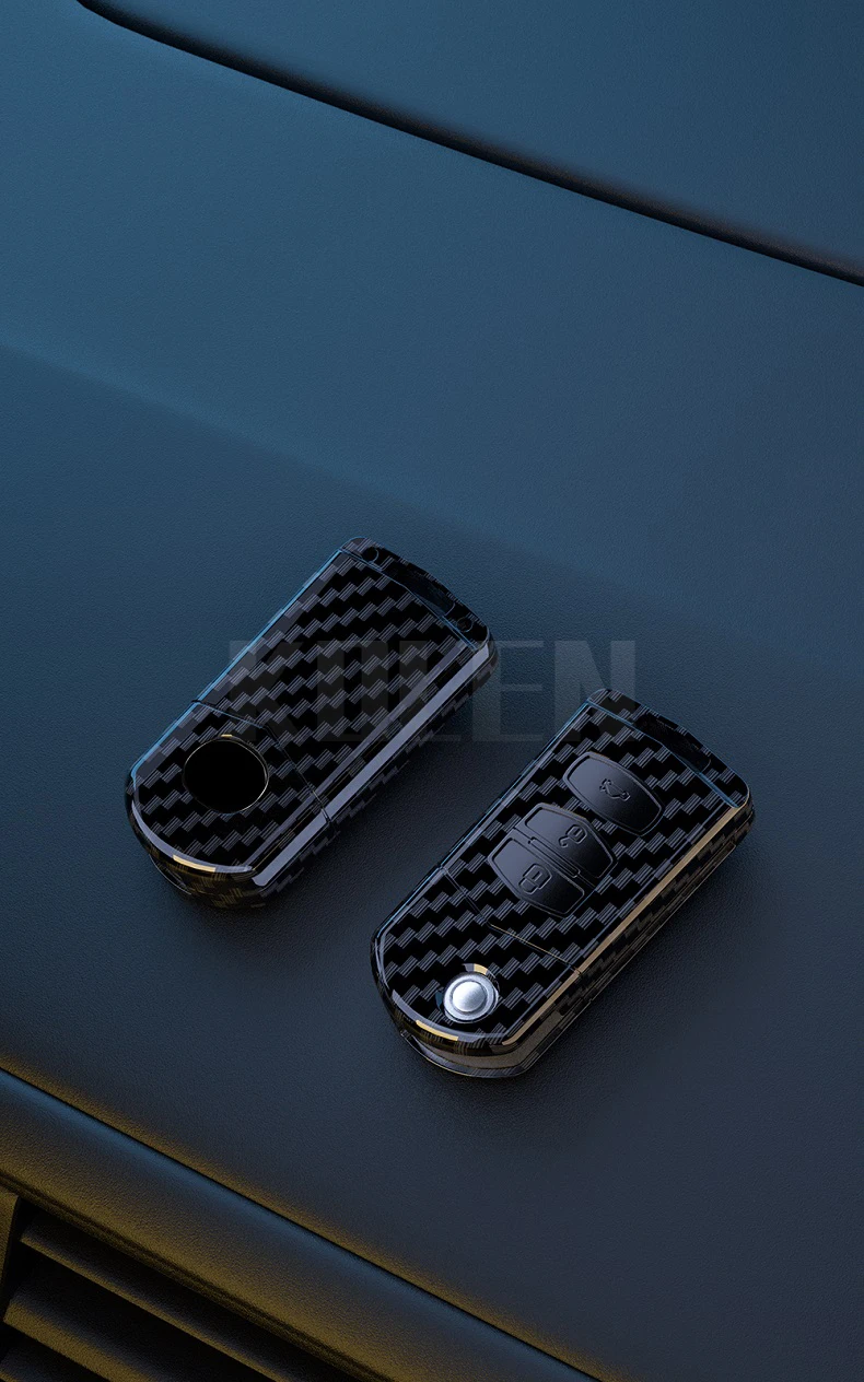 Detalle de la funda para llave Mazda