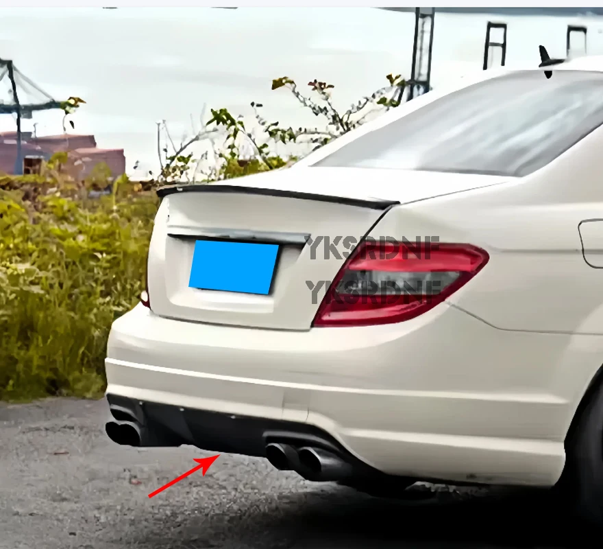 Labio difusor trasero de carbono Mercedes-Benz Clase C W204 - imagen 4