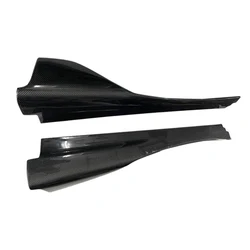 Faldones laterales V Style de fibra de carbono para McLaren 720S