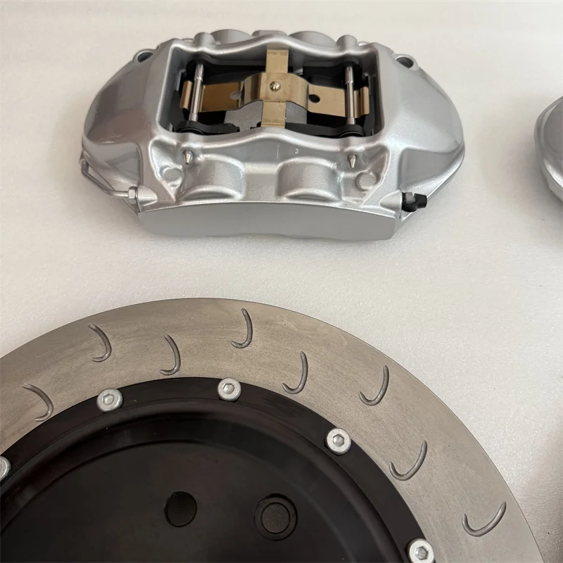 Pinza de freno Jekit GT4 con disco 355x28 mm – Nissan GT-R R32-R35 - imagen 5