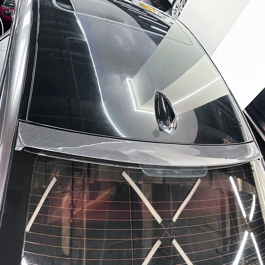 Alerón trasero ABS para Toyota C-HR montado en el vehículo