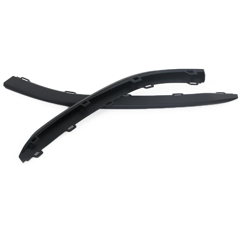 Accesorio negro para la parte inferior del paragolpes del Golf GTI