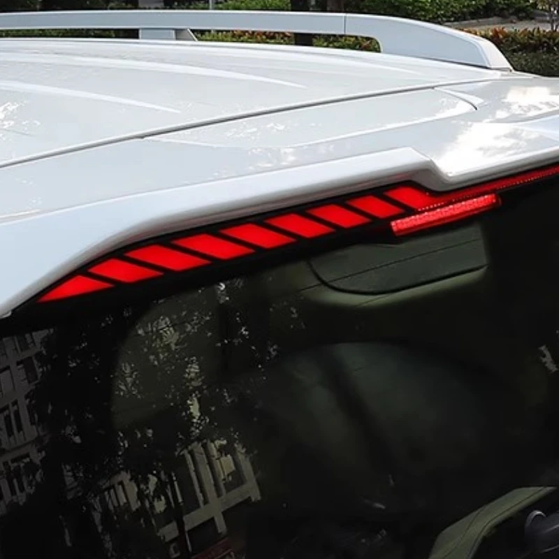 Spoiler trasero Toyota Land Cruiser LC300 2022-2025 - imagen 5