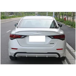 Alero trasero Nissan Sentra Sylphy 2020-2022 negro brillante