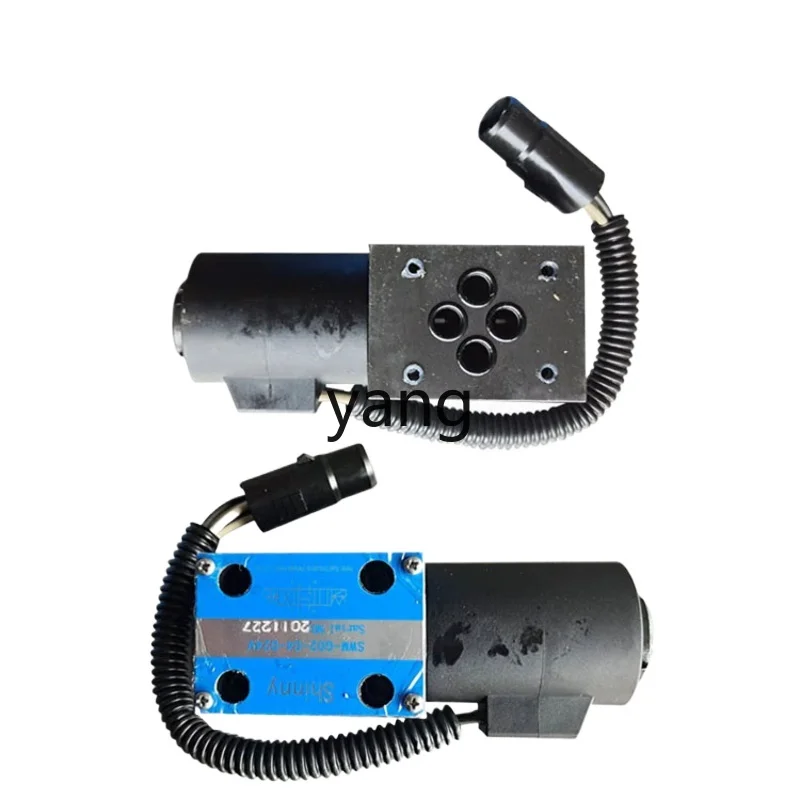 Válvula solenoide de dirección para carretilla elevadora CX - imagen 2