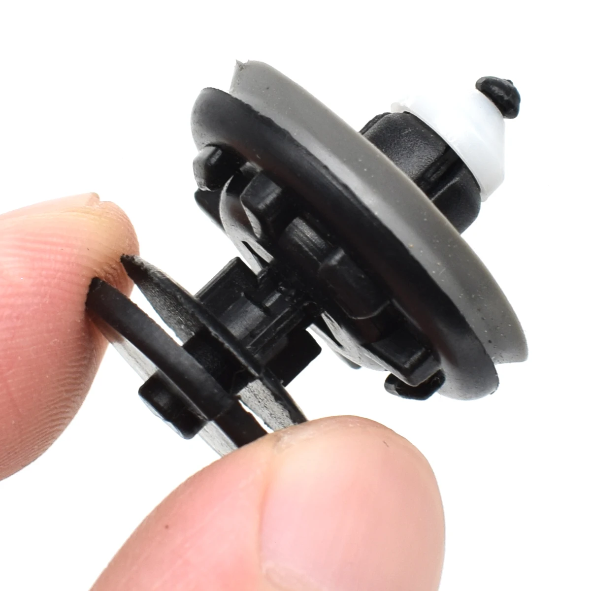 Clip panel puerta interior 6Q0868243 – VW Golf, Touran, Passat, Polo, Tiguan - imagen 3