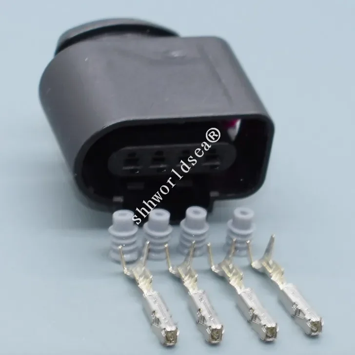 Detalles del conector de 4 pines