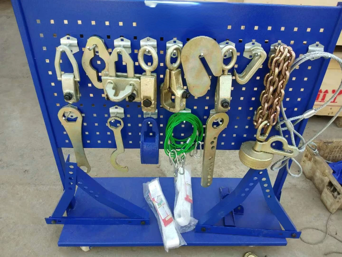 Tienda de trabajo, máquina de reparación de marcos de tres torres - imagen 5