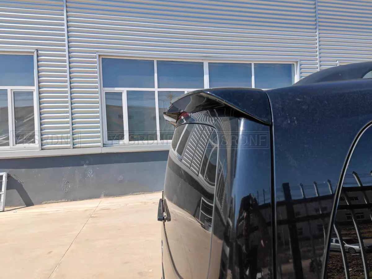 Tapa maletero con alerón Mercedes-Benz Vito W447 2016-2020 - imagen 4