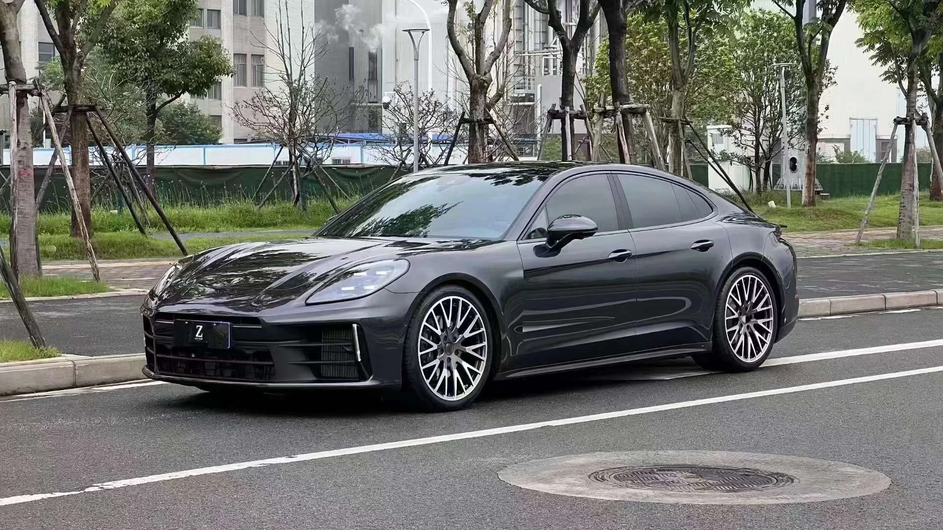 Llantas forjadas Porsche para configuración delantera y trasera - imagen 3