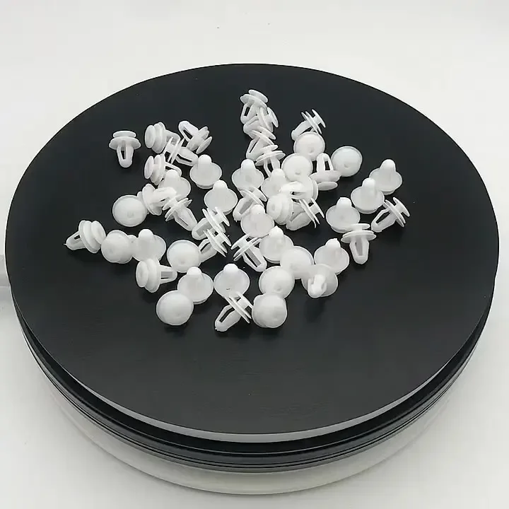 Clips de sujeción de 9mm en empaque original