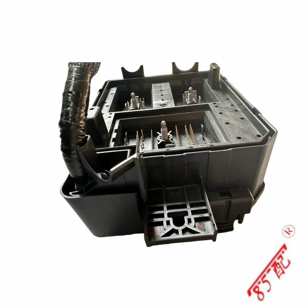 39068008 Caja de fusibles de la ECU para Opel - imagen 2