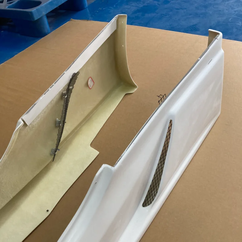 Faldón lateral INGS N-SPEC de fibra de vidrio – Toyota GT86/BRZ - imagen 5