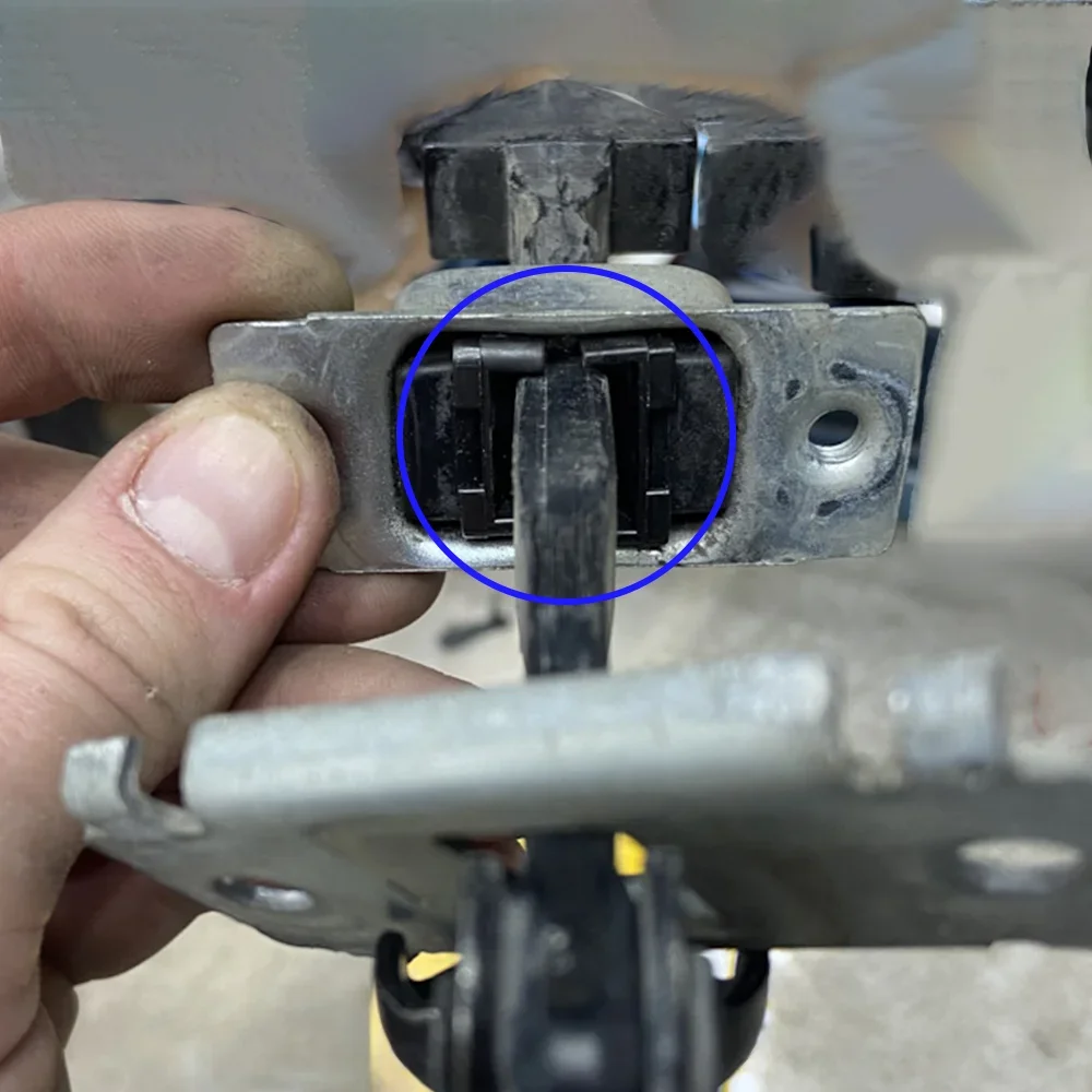 Kit reparación limitador de puerta Mazda 3 BK/BL 2003-2013 - imagen 3