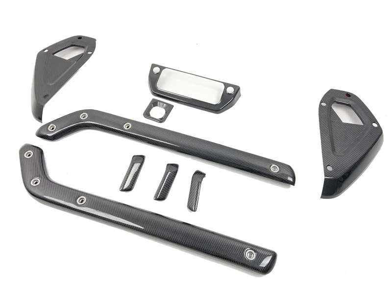 Molduras interiores fibra carbono Defender 90/110 manija nueva 2020-22 - imagen 3