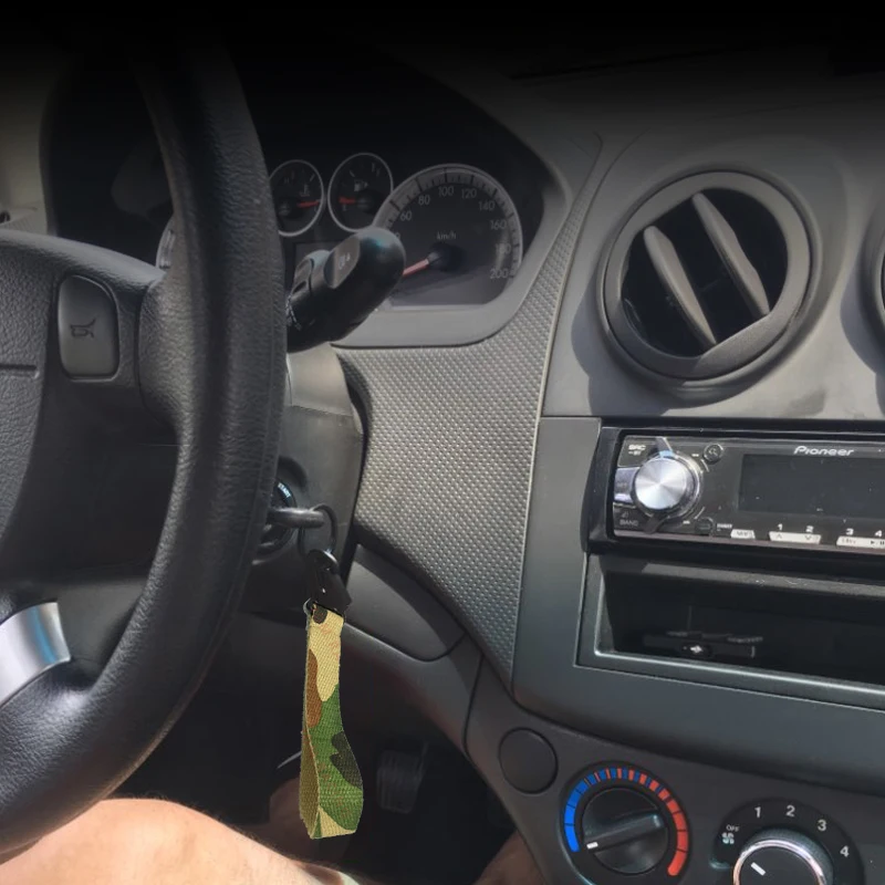 Llavero universal con correa de muñeca para coche y móvil - imagen 2