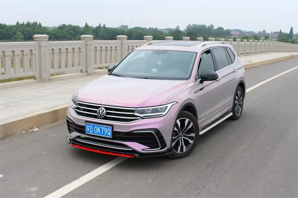 Parachoques delantero negro brillante para Volkswagen Tiguan 2022