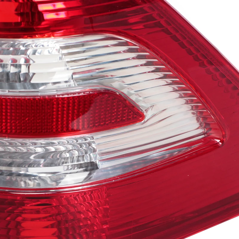 Piloto trasero Mercedes-Benz Clase C W203 2004-2007 - imagen 5