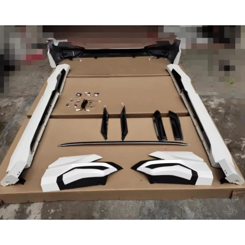 Kit carrocería Toyota RAV4 2020-2023 con faldones y labio sin pintar - imagen 2