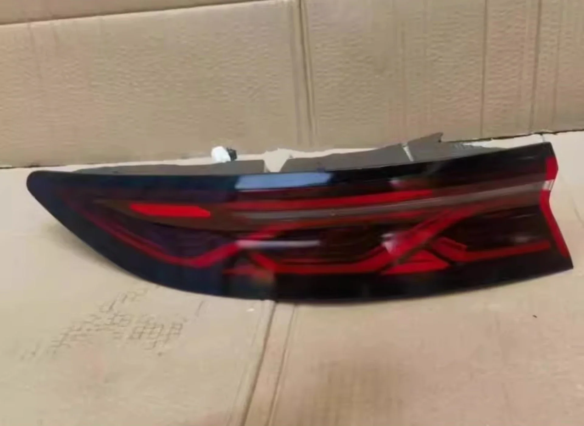 Luz central trasera izquierda y derecha para BYD Han EV DMI 2022-2023 luz de freno de señal de giro accesorios de coche - imagen 3