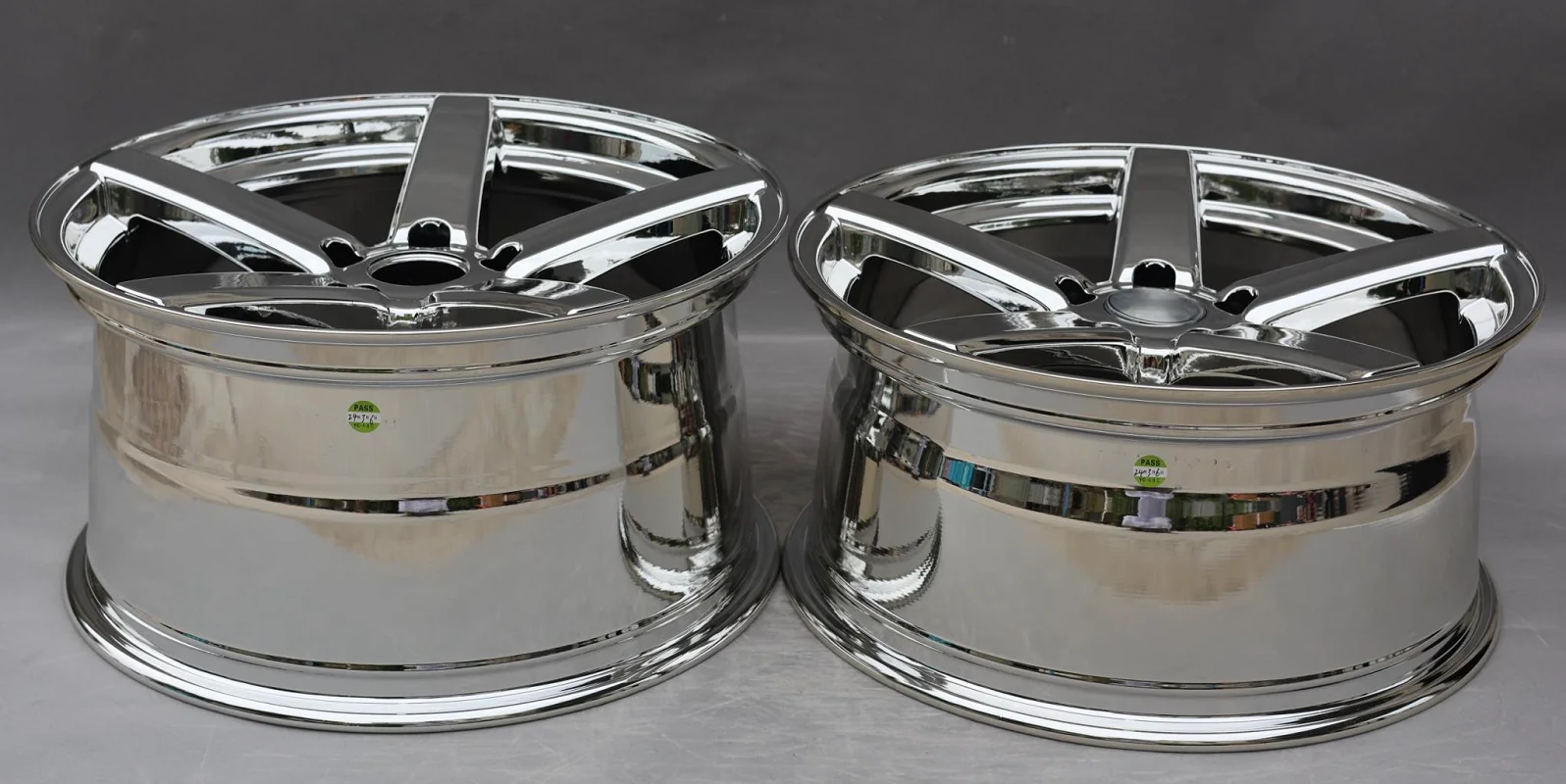 **Ruedas cromadas CV3 Llantas de coche escalonadas de 18 pulgadas 5x114,3** - imagen 2