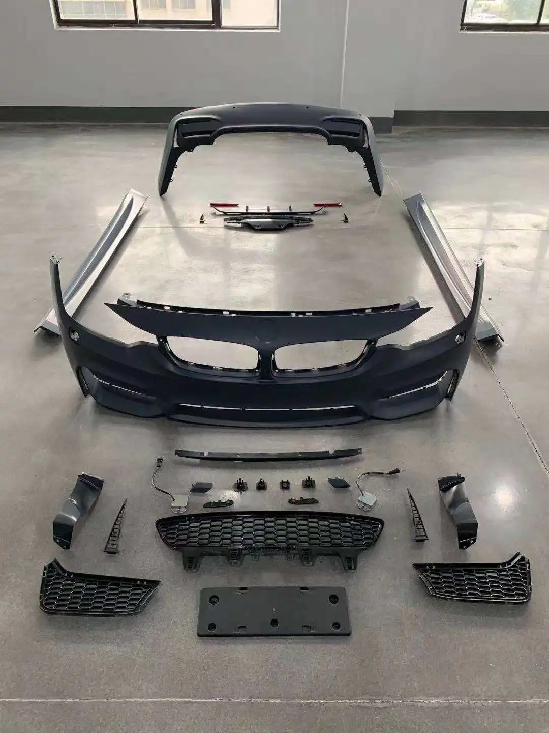Kit carrocería M4 para BMW Serie 4 F32 F33 Coupé Cabrio - imagen 2