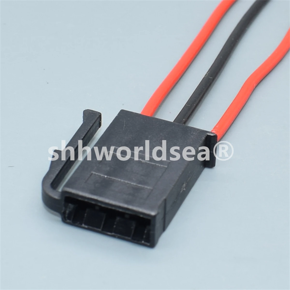 Conector eléctrico OEM 191-906-231 B con terminales VW - imagen 3