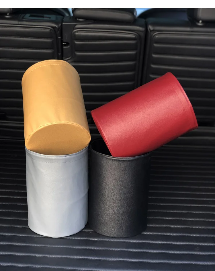 Contenedor impermeable para residuos pequeños en el automóvil