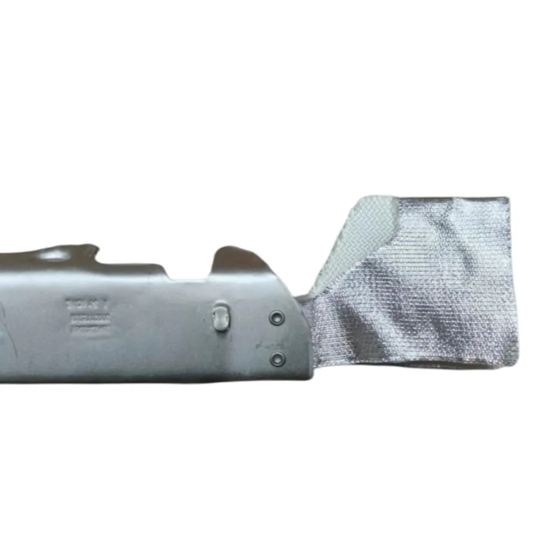 Protector térmico de culata Peugeot 2008 308 408 Citroen C3-XR C5 1.6T - imagen 5