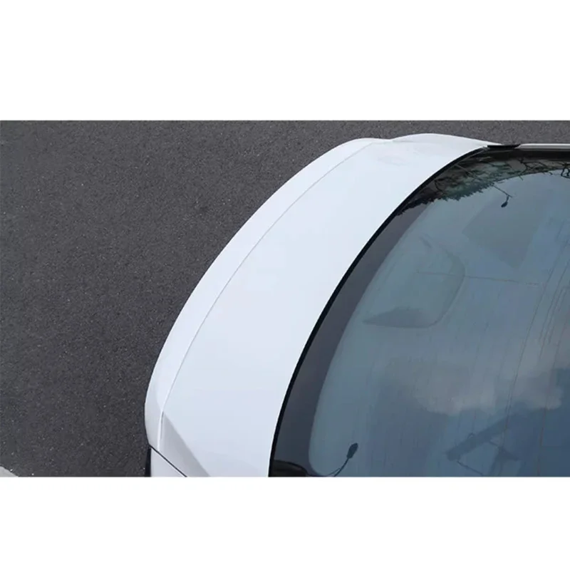Alero trasero Nissan Sentra Sylphy 2020-2022 negro brillante - imagen 2