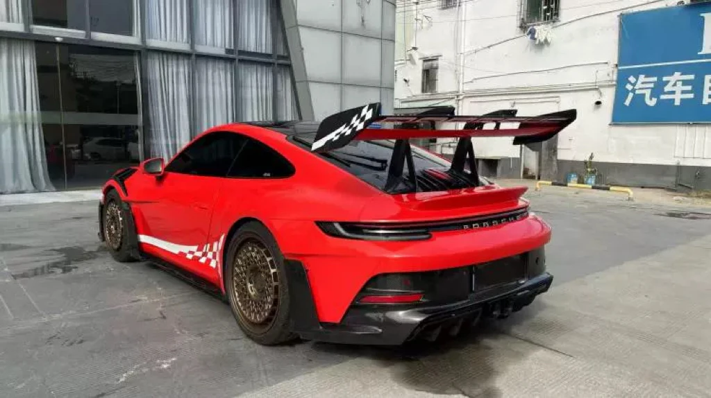 Alerón fibra de carbono seco GT3RS para Porsche 911 992 - imagen 4
