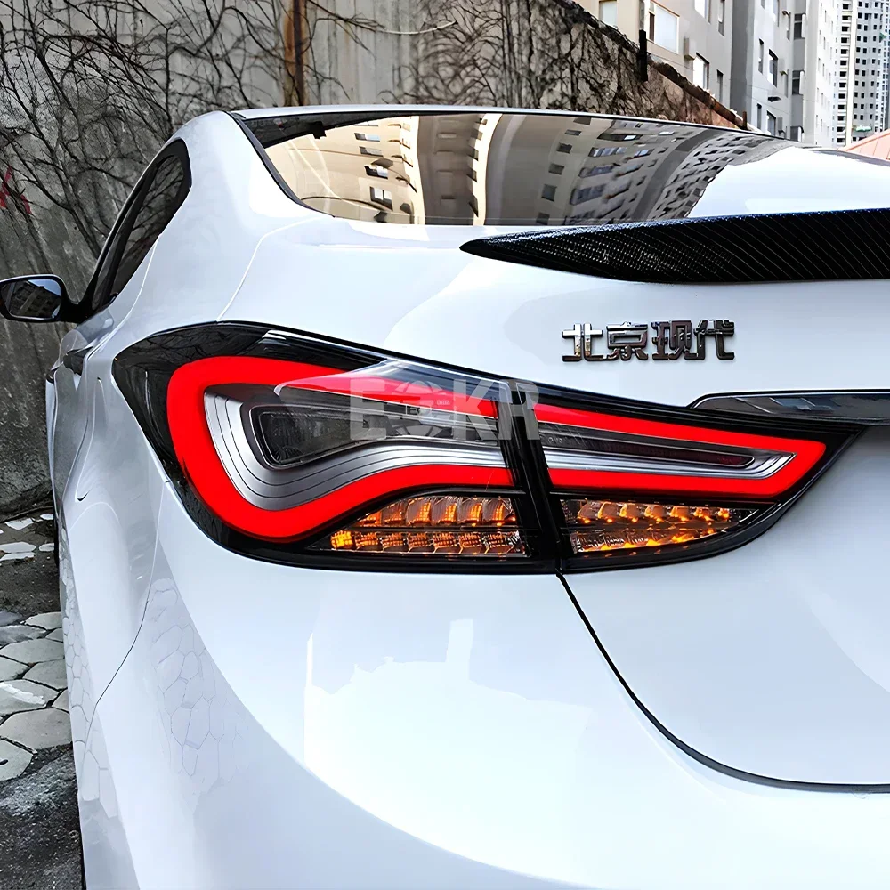 Hyundai Elantra Luces traseras LED dinámicas 2012 a 2016
