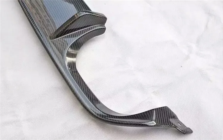 Acabado brillante de la fibra de carbono