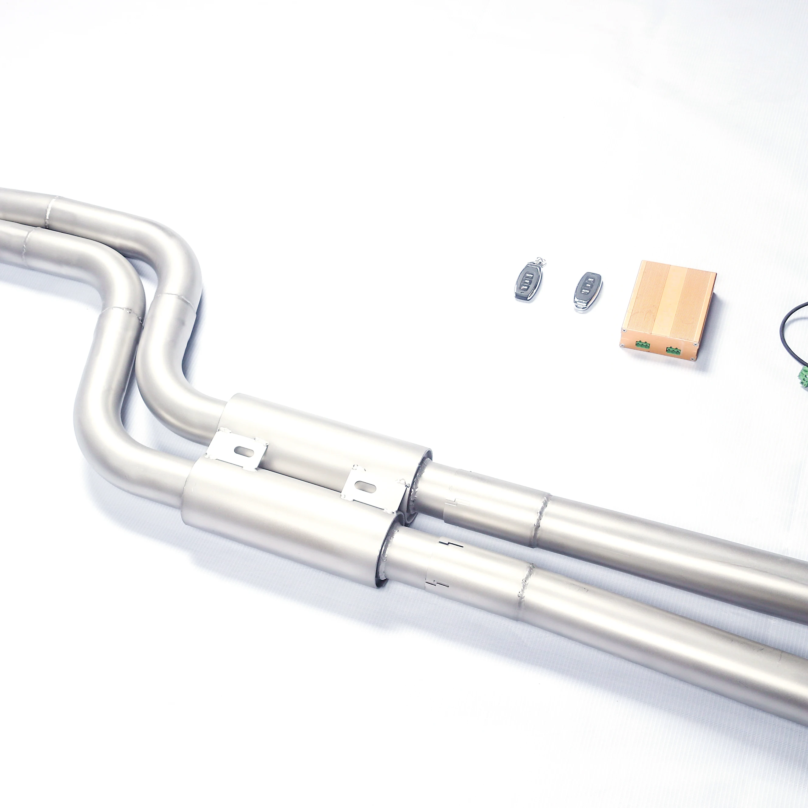 Sistema escape catback BMW F07 F10 N55 3.0T con válvula sonora - imagen 2