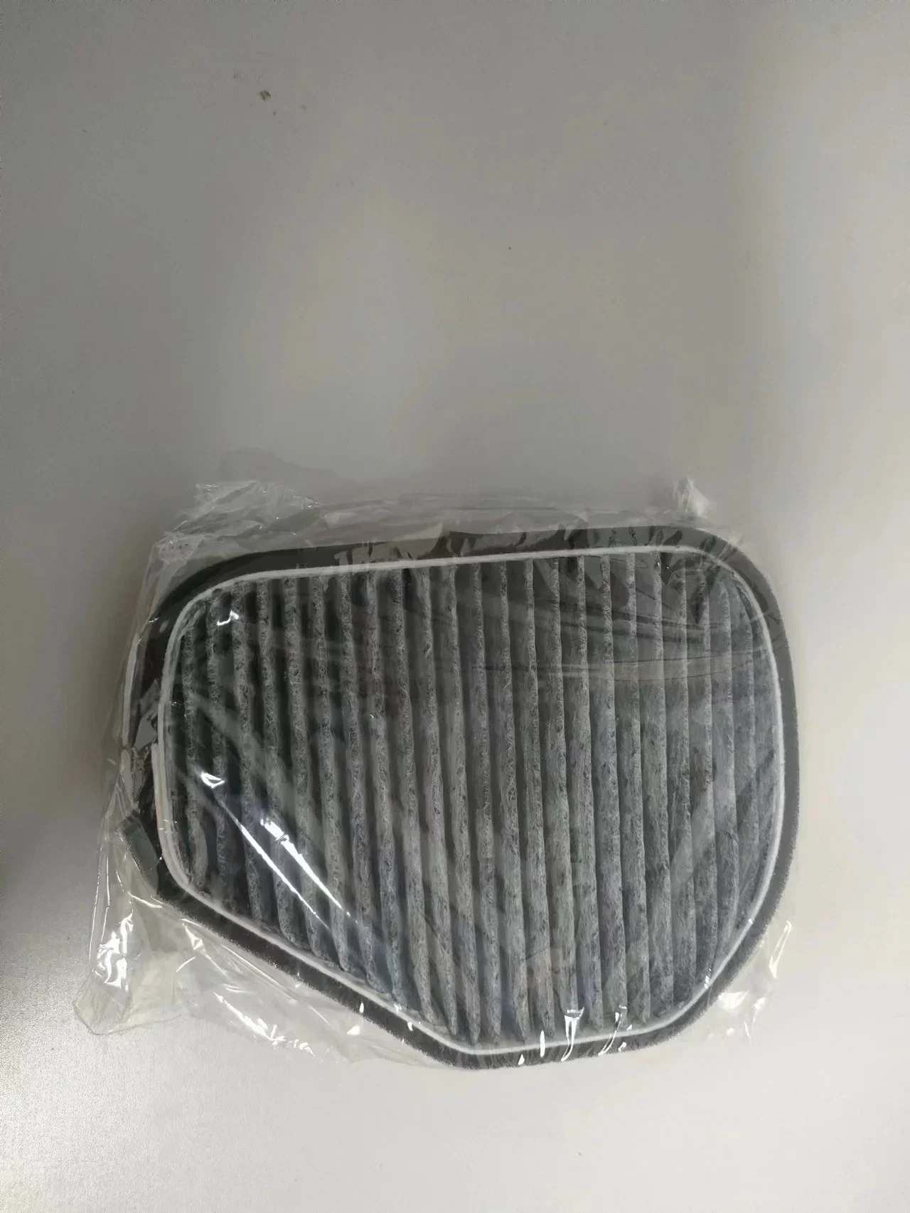 Filtro de habitáculo para Nissan Paladin y Mitsubishi Delica - imagen 2