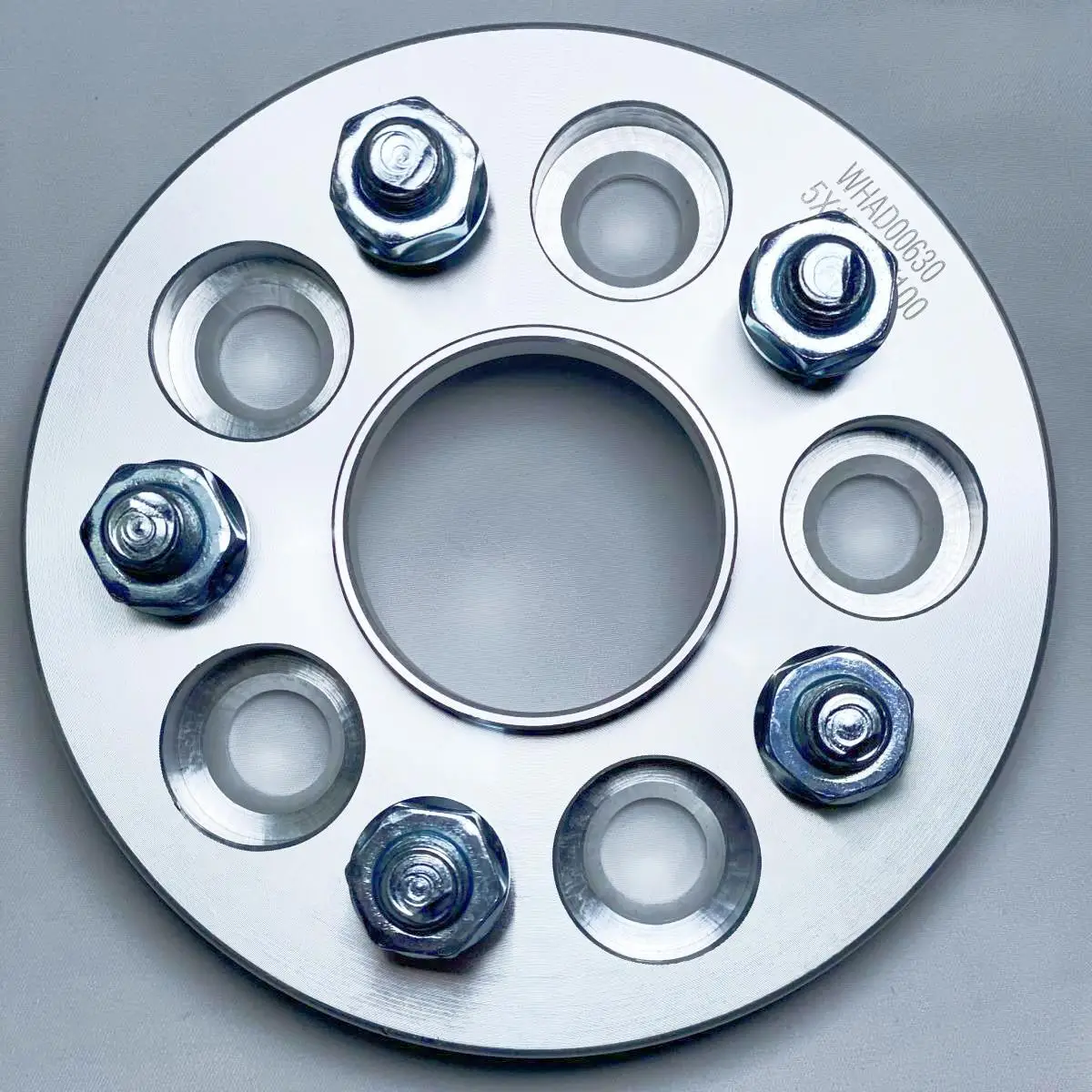 Adaptadores de rueda 20 mm 5x100 CB 57,1 con pernos M12x1,5 - imagen 3