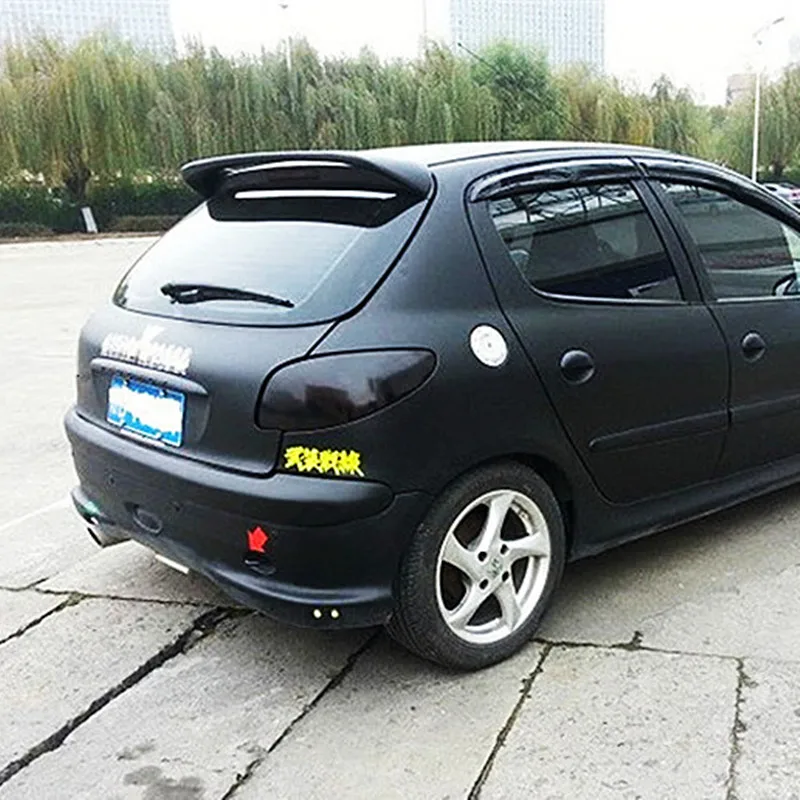 Alerón de techo ABS negro carbono – Peugeot 206 Hatchback 2013-2018 - imagen 2