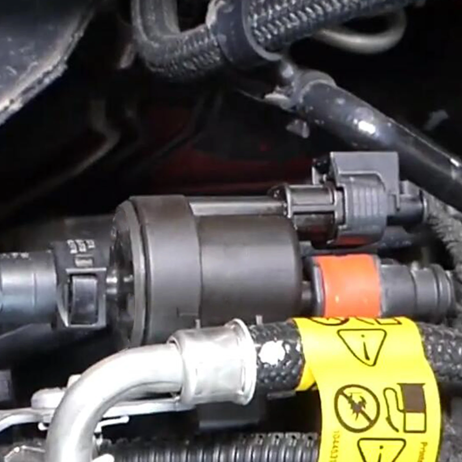 55566514 Válvula solenoide de purga de evaporación Chevrolet Aveo - imagen 4