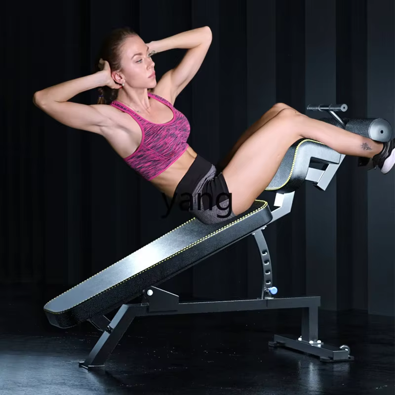Vista del equipo asistente para ejercicios abdominales
