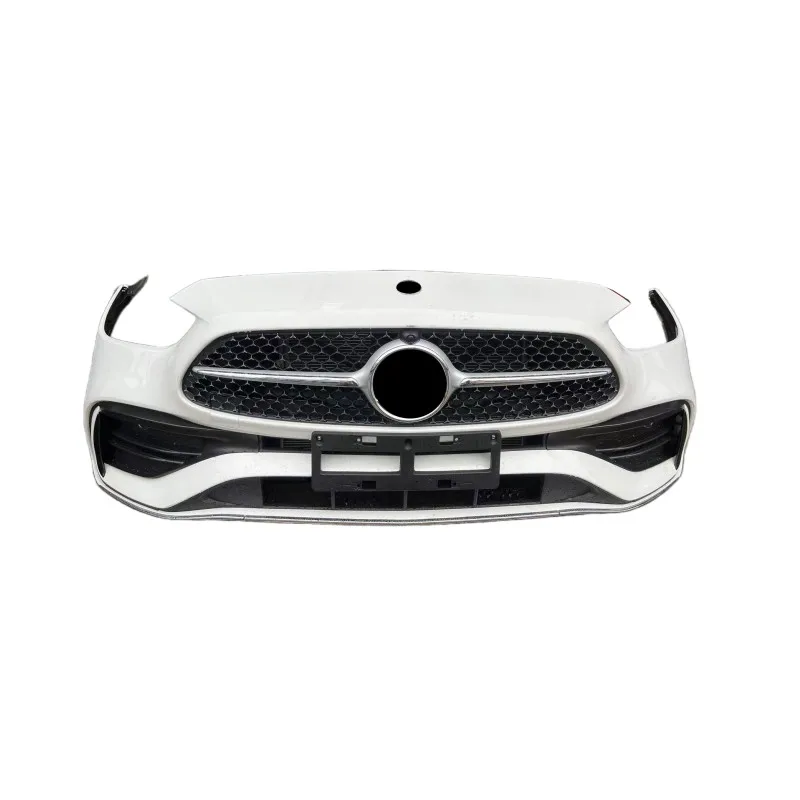Vista frontal del kit de parachoques Mercedes W206