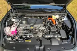 Soporte de capó delantero Toyota Crown Crossover S235