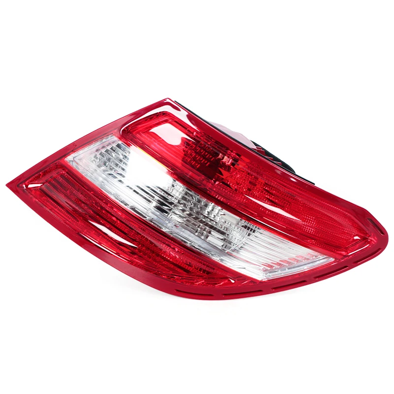 Luz trasera Mercedes-Benz Clase C W204 2007-2010 sin bombillas - imagen 3