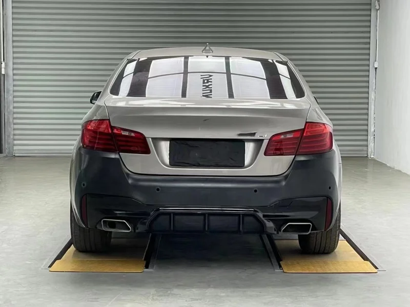 Kit carrocería BMW Serie 5 F10 F18 adaptado estilo M5 G30 G38 - imagen 5