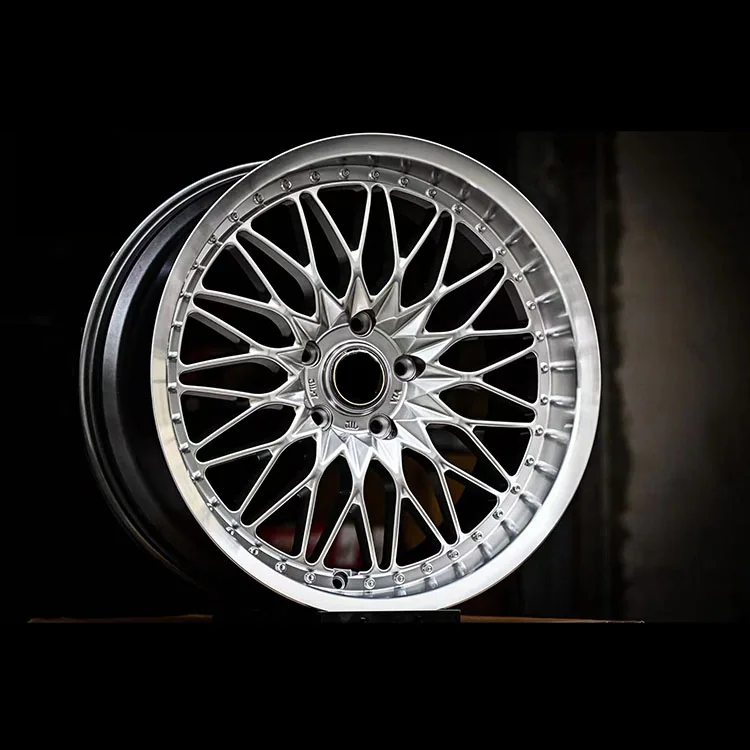 Variedad de diseños de llantas forjadas