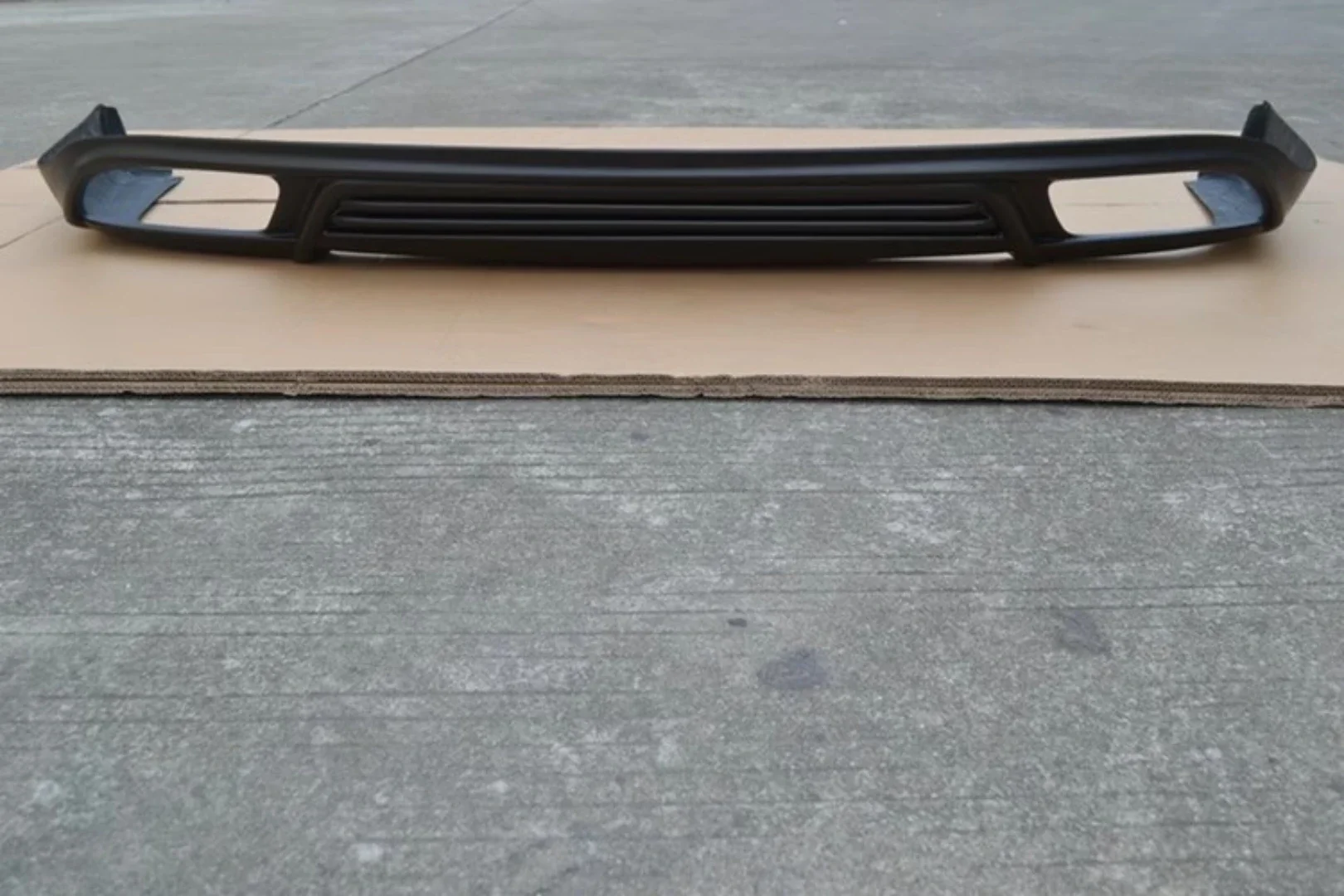 Conjunto de labios y faldones para Lexus LS460 LS600