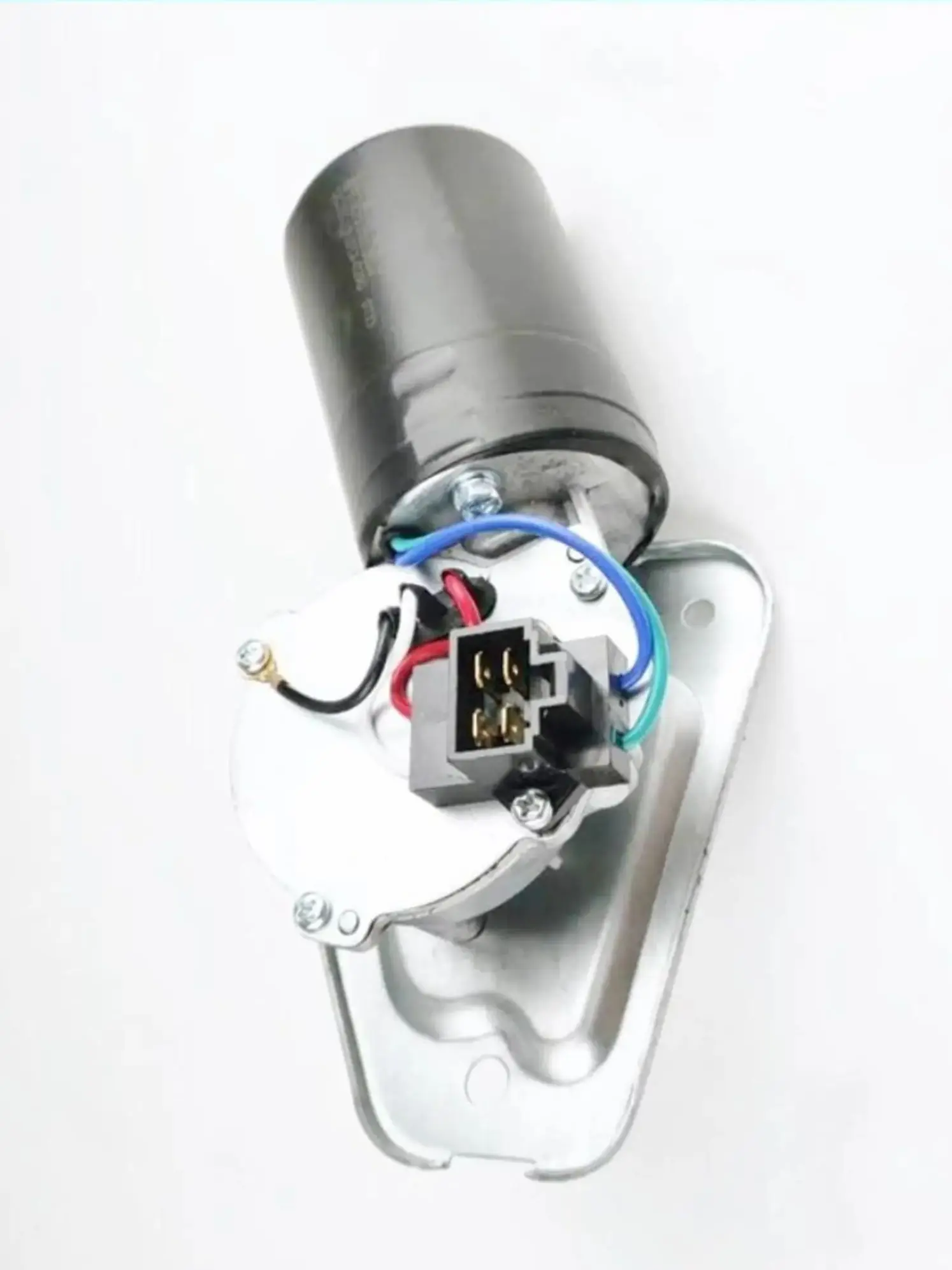 Motor limpiaparabrias Sokon vista posterior