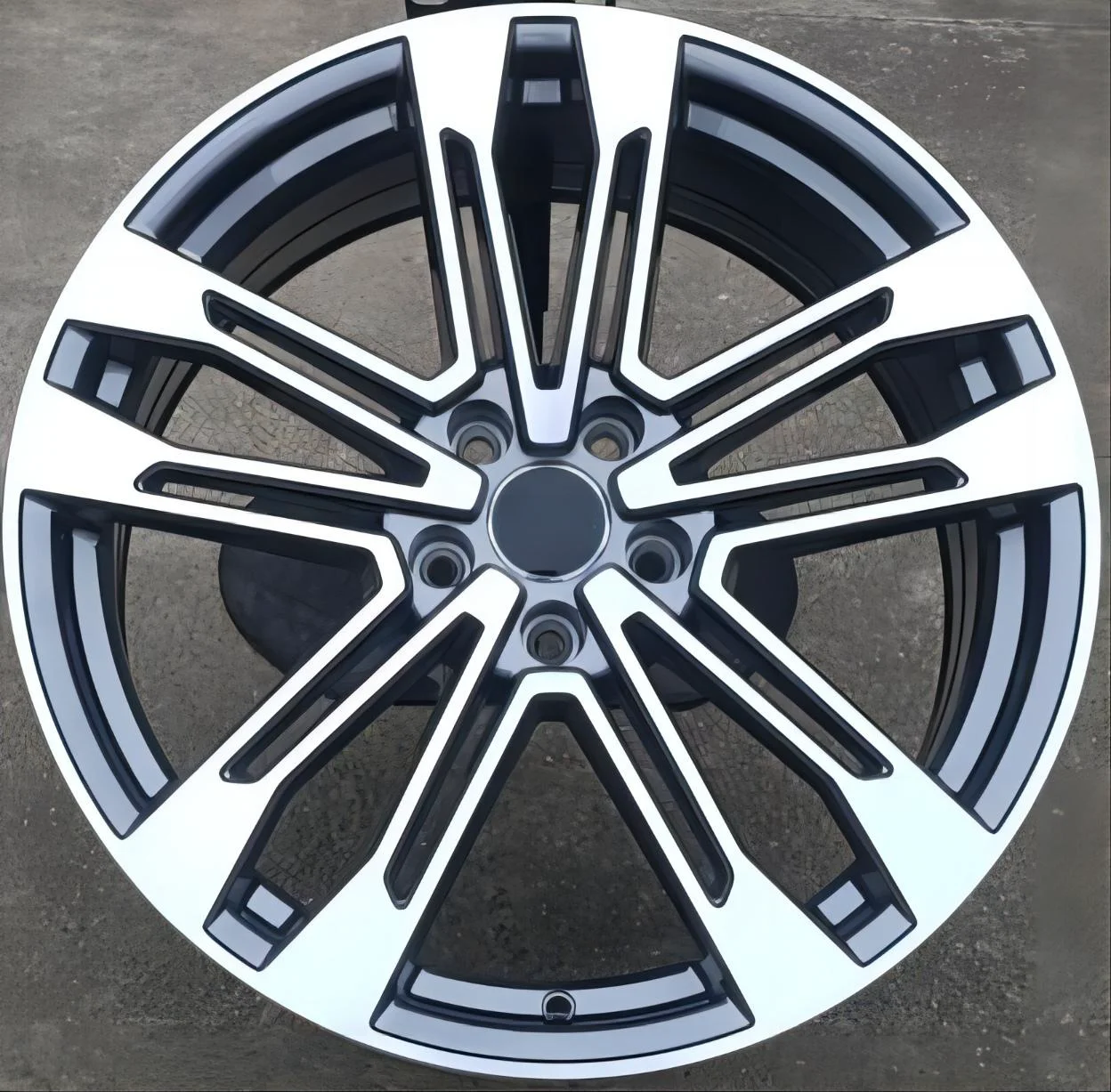 Llantas Audi 20 pulgadas 5x112 para A6, A7, A8, Q3, Q5 y R8 - imagen 3