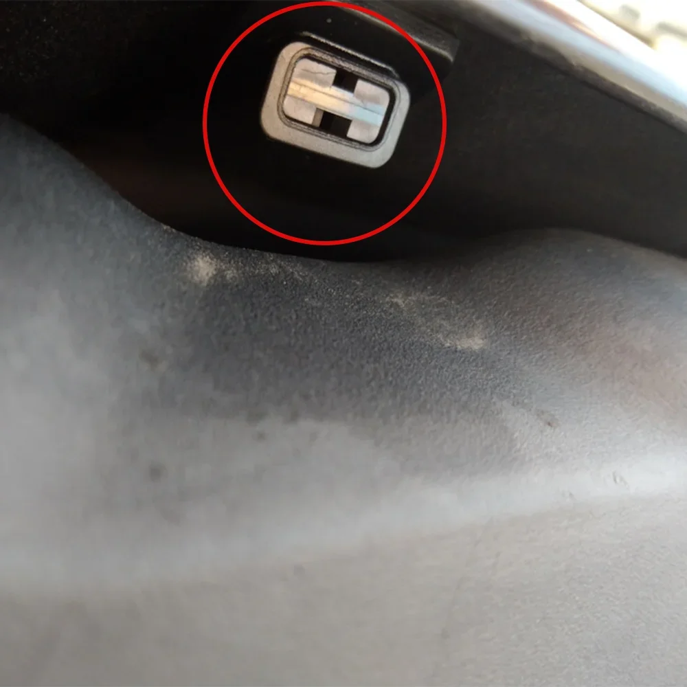 Boquilla limpiaparabrisas negra para Kia Ceed SW ED 2006-2012 - imagen 4